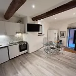 Le Prie Rooms
